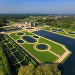 Du Jeu De Paume Chantilly