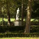 Du Jeu De Paume Chantilly