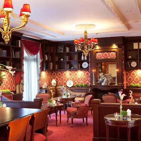 Du Jeu De Paume Chantilly