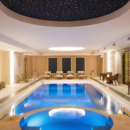 Hotel Du Jeu De Paume Chantilly