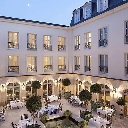 Du Jeu De Paume Hotel Chantilly