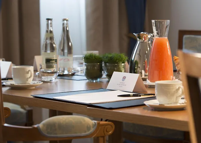 Hotel Du Jeu De Paume