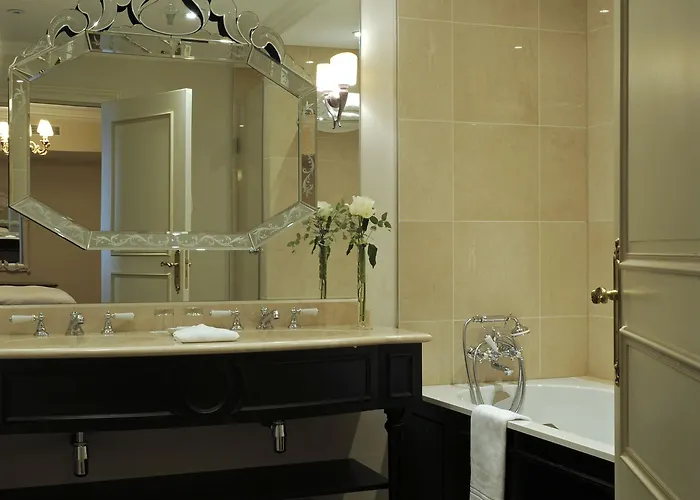 Szálloda Du Jeu De Paume 5*