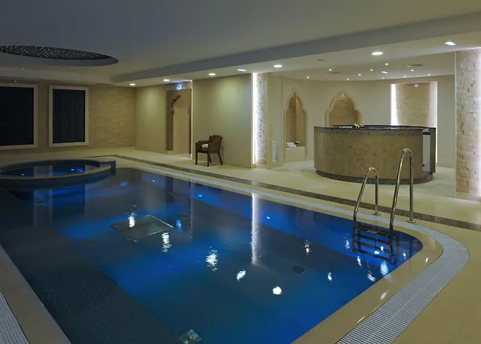 Hotel Du Jeu De Paume Chantilly