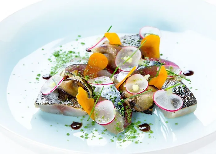 Du Jeu De Paume Szálloda Chantilly