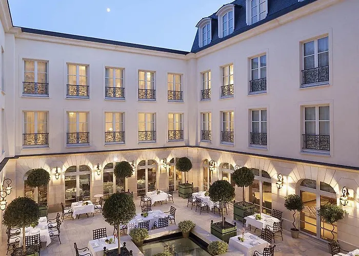 Du Jeu De Paume Hotel Chantilly